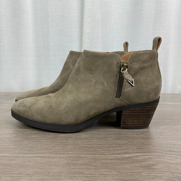 Vionic Stone Tan Gray Suede Cecily Waterproof Block Heel Booties Sz.8.5 - Picture 6 of 16